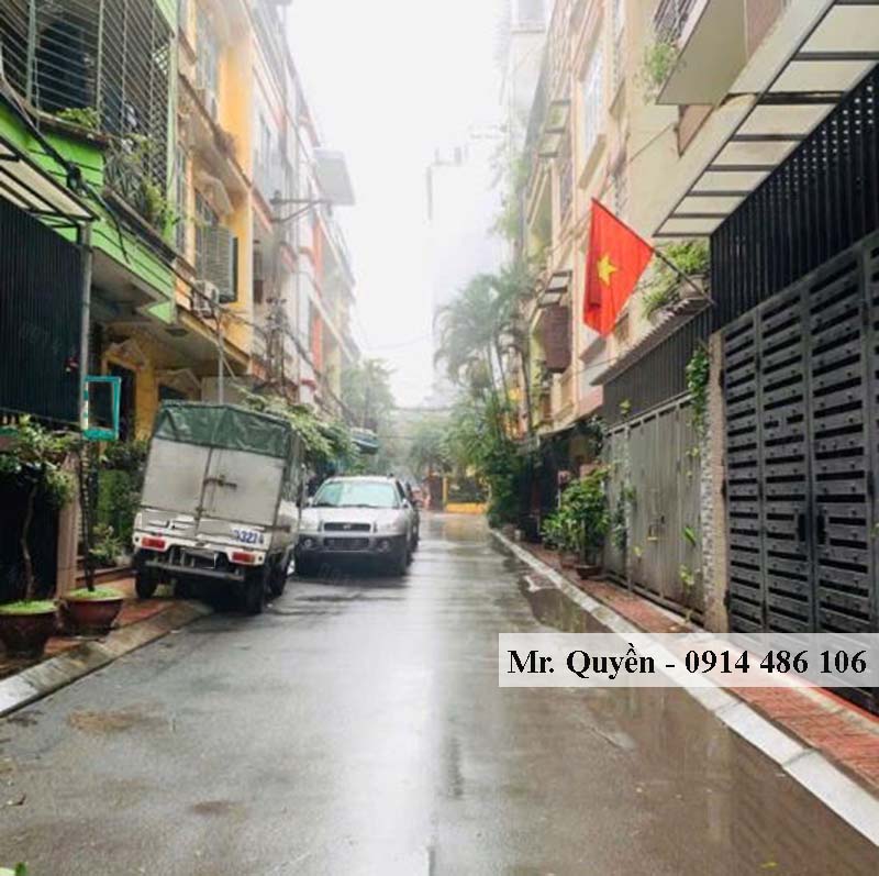 Bán nhà đường Giải Phóng, phân lô 2 mặt thoáng, DT 79m2, 5 tầng, giá 28 tỷ