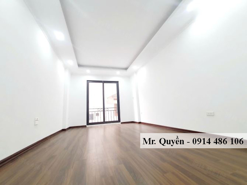 Bán nhà phố Hưng Phúc, diện tích 30/65m2, 5 tầng, giá 6 tỷ