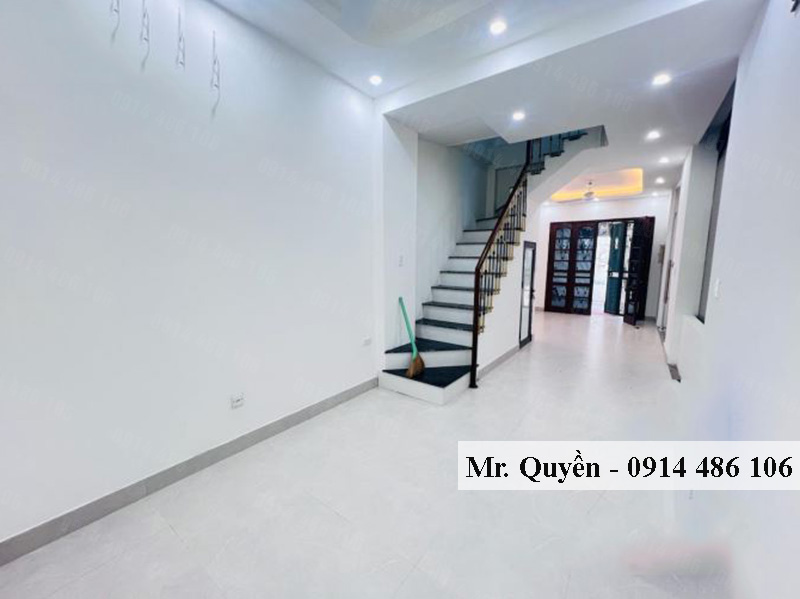 Bán nhà mặt phố Nguyễn An Ninh, DT 33m2, 5 tầng, lô góc, giá 15 tỷ