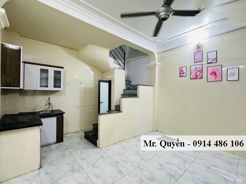 Bán nhà phố Vĩnh Hưng, DT 21m2, 4 tầng, giá 5 tỷ