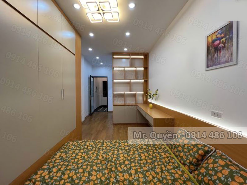 Bán nhà đường Hoàng Mai 30m2, 5 tầng mới đẹp, giá 6.5 tỷ