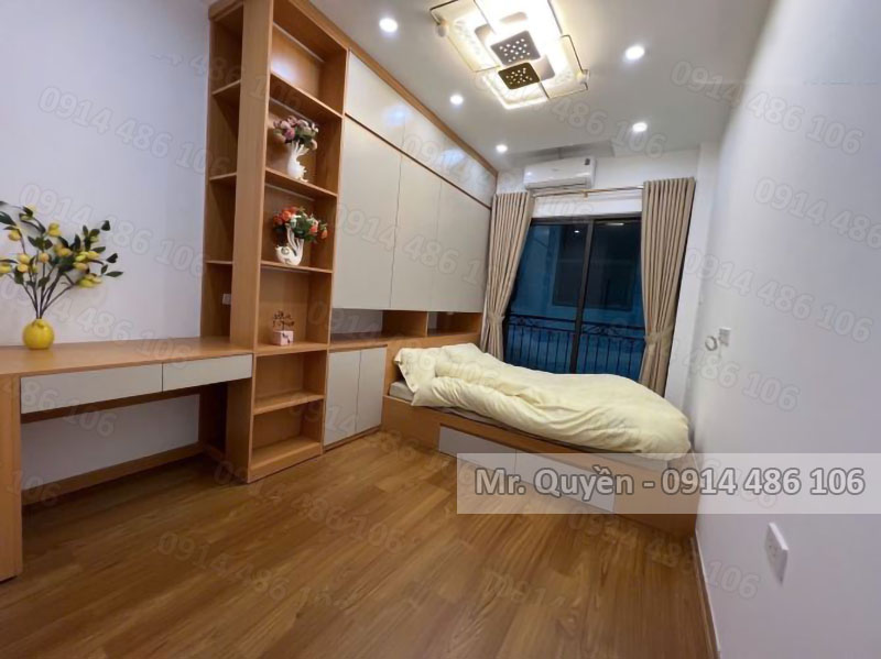 Bán nhà đường Hoàng Mai 30m2, 5 tầng mới đẹp, giá 6.5 tỷ