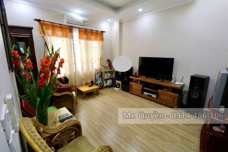 Bán nhà phố Minh Khai, DT 50m2, MT 5.5m, 5 tầng, giá 11 tỷ