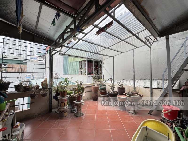 Bán nhà phố Minh Khai, DT 50m2, MT 5.5m, 5 tầng, giá 11 tỷ