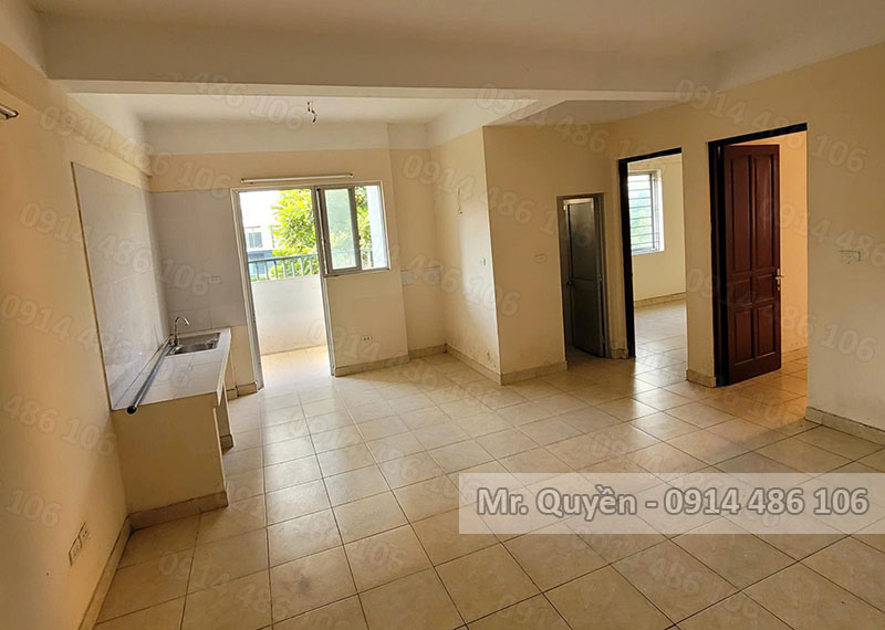 Bán căn hộ OCT1 Linh Đàm, DT 61m2, 2PN, view hồ, chỉ 4 tỷ