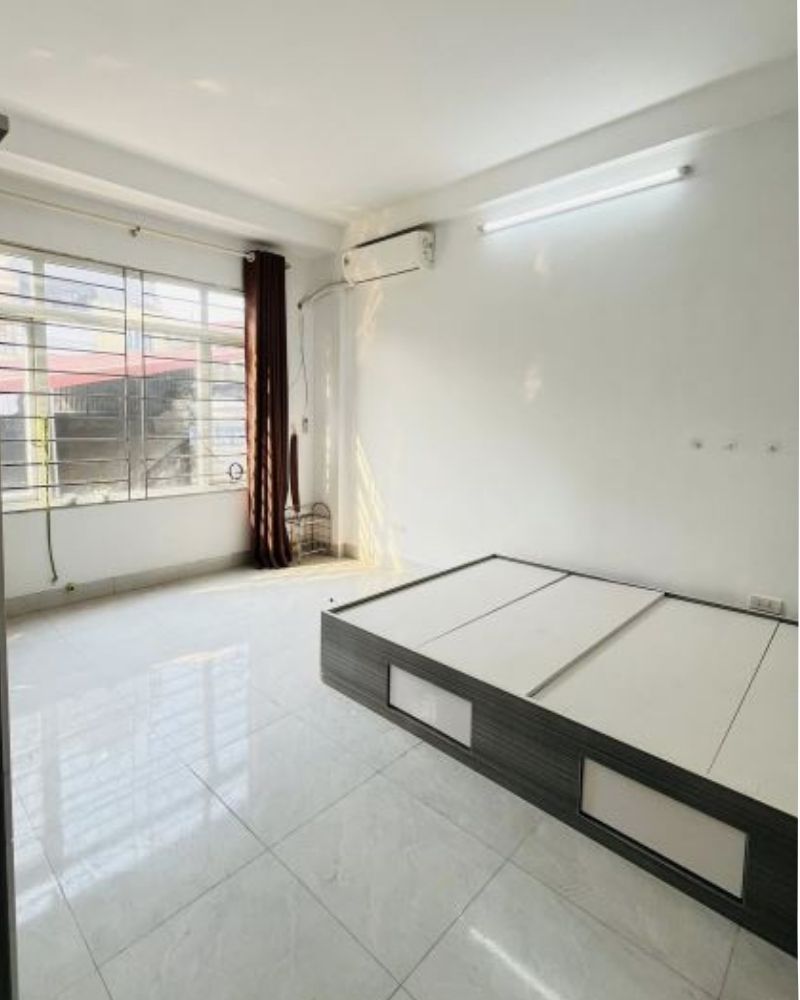 Nhà Trương Định 5 tầng, gần BX Nước Ngầm, phù hợp ở lâu dài hoặc đầu tư cho thuê