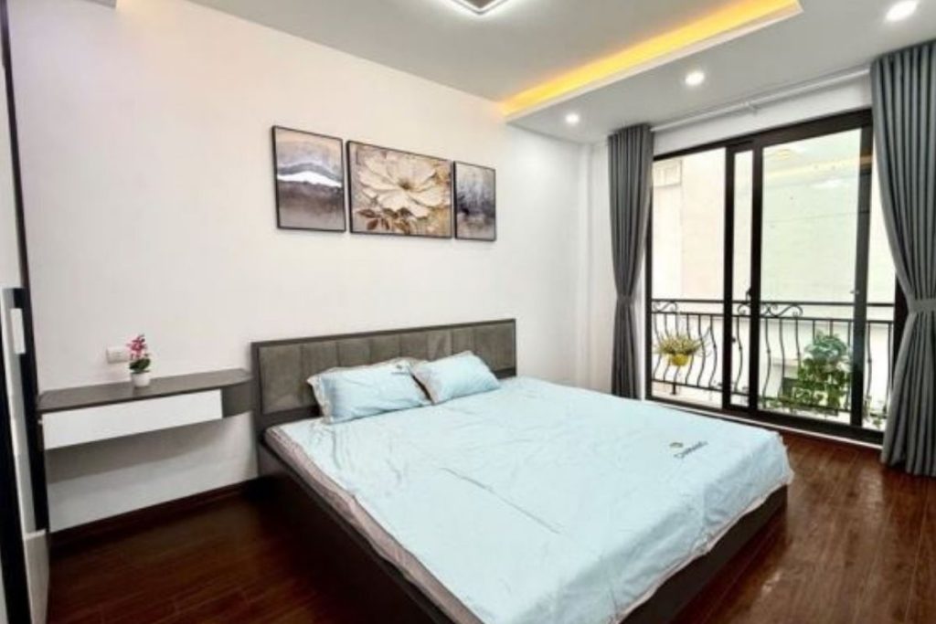 Bán nhà Định Công Thượng 5 tầng, ô tô đỗ cửa, 41m²