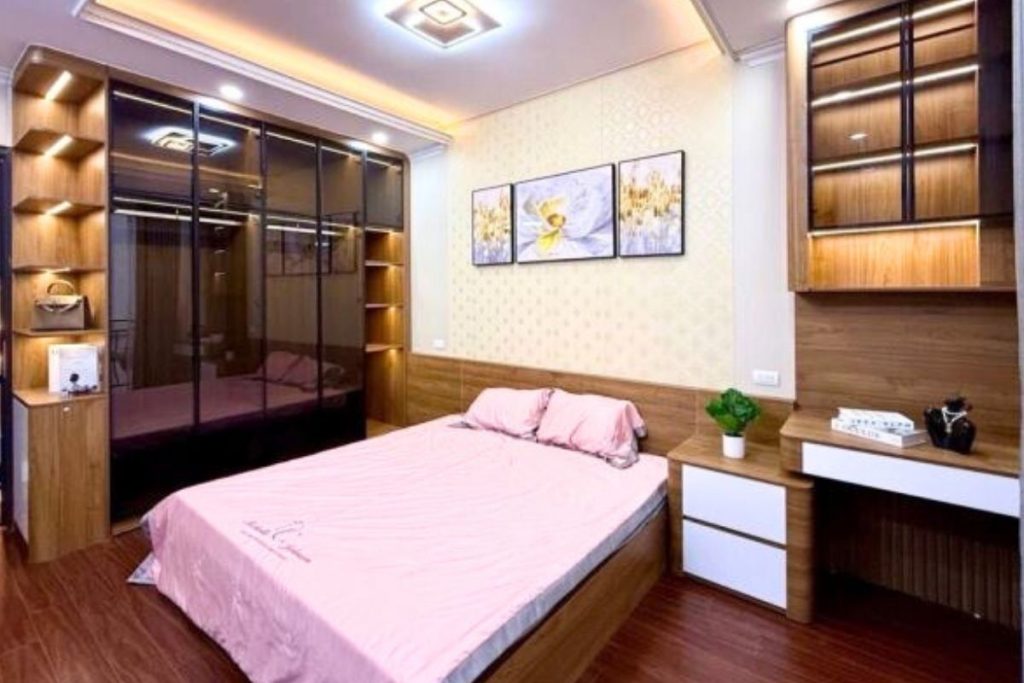 Bán nhà Định Công Thượng 5 tầng, ô tô đỗ cửa, 41m²