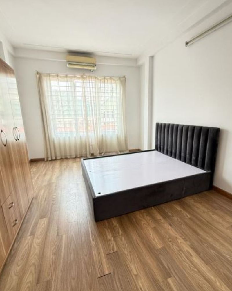 Bán nhà ngõ Hoàng Mai 6 tầng, sổ nở hậu, 38m²
