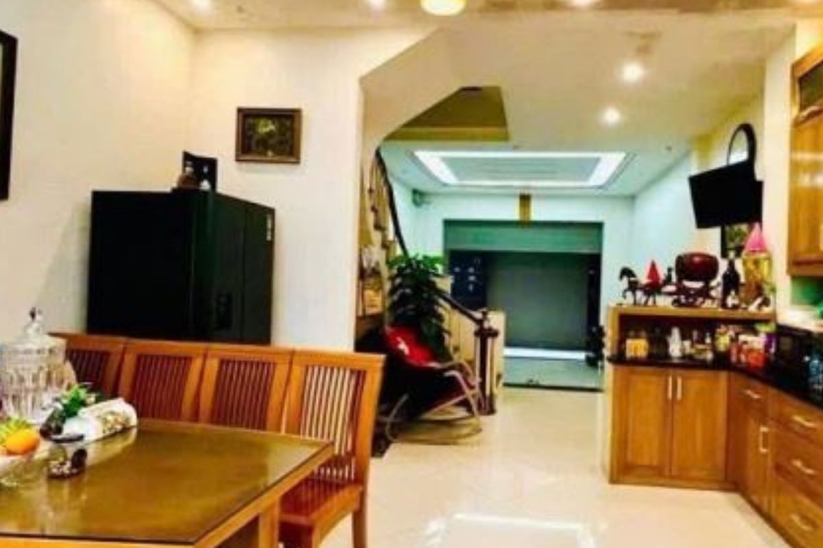 Bán Nhà Giáp Nhị 35m² | 5 Tầng | Ngõ Nông | Kinh Doanh | 5.4 Tỷ