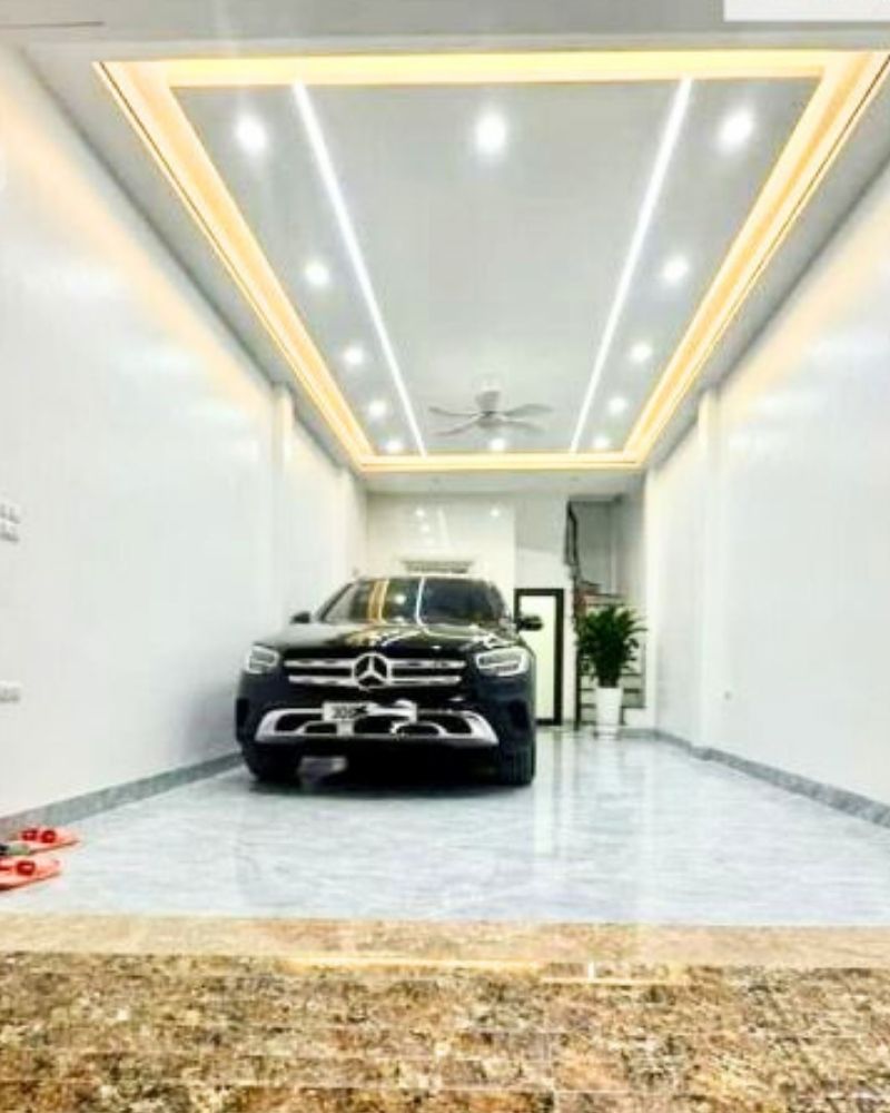 Nhà Kim Giang 40m² 6T Thang Máy Giá 13 Tỷ Ô Tô Tránh